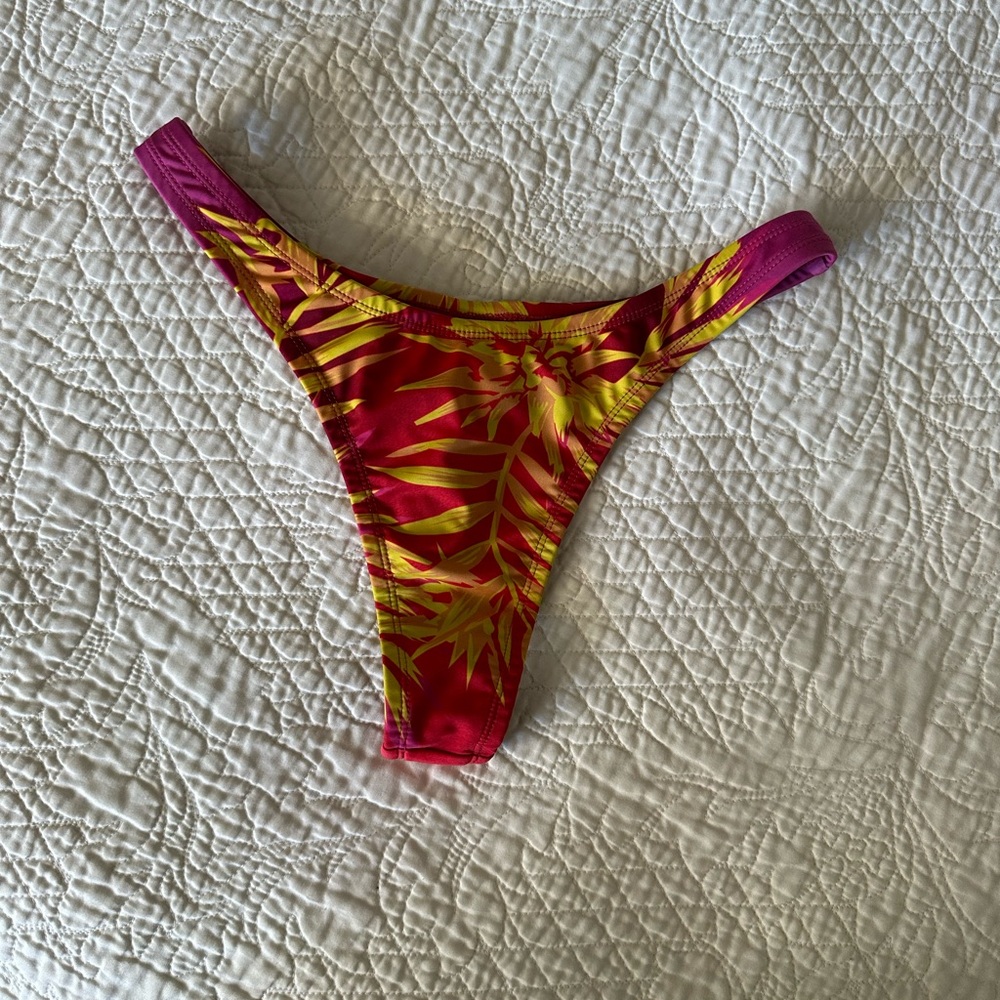 B FYNE Zira thong bikini bottom - Picture 2 of 5